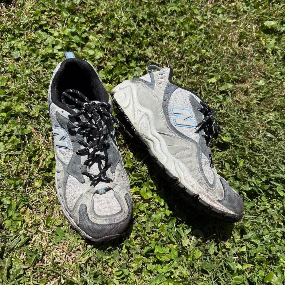 New Balance 472 Women's Gray Trail Runners